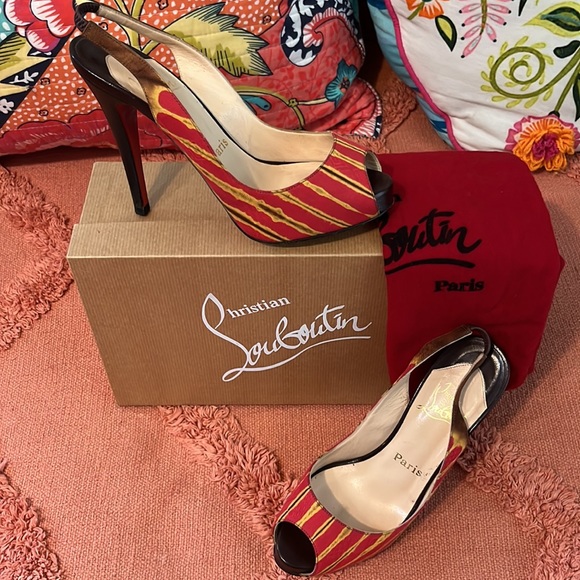 Christian Louboutin 36 1/2 - Picture 5 of 5